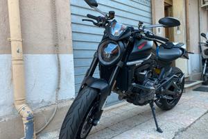 Ducati monster 937+