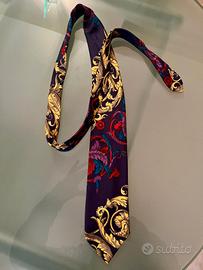 cravatta Versus Versace 