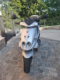 Malaguti Phantom max 200cc