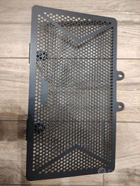 Protezione radiatore x cape 649 nuovo