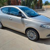 Lancia Ypsilon 1.2 69 CV 44000 KM !!!