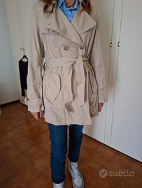trench corto beige