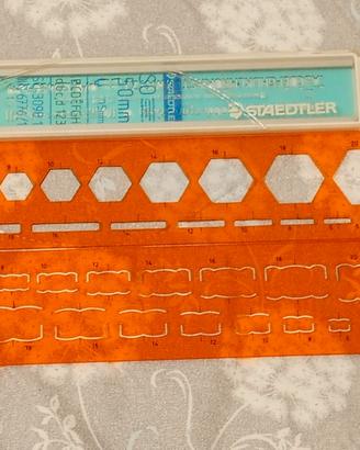Lotto 2 stencil + normografo Staedtler anni 70/80 