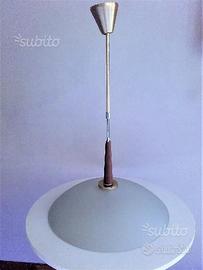 Lampadario luce centrale