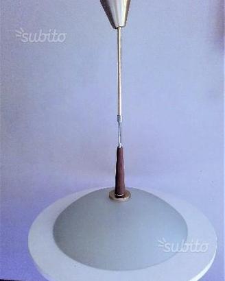 Lampadario luce centrale