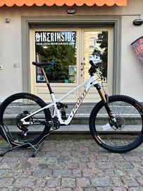 Pivot new Firebird Pro XO mis M