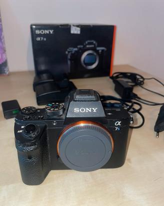 Sony A7s 2 + CageSmallrig