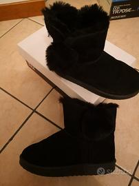 Stivaletti bambina foderati pelliccia usati n. 35