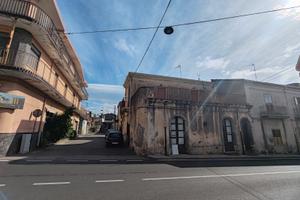 Casa singola Linguaglossa centro
