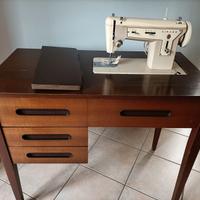 MACCHINA DA CUCIRE SINGER 267