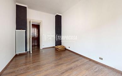 TRILOCALE CON POSTO AUTO!