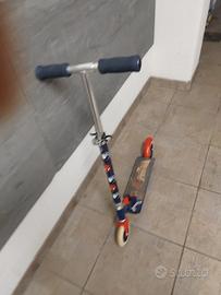 Monopattino spiderman 