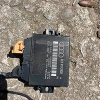 Centralina e sensori di parcheggio posteriori