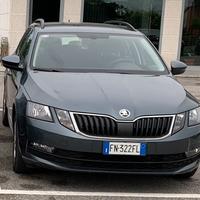 Skoda Octavia 1.4 G-Tec  DSG- Turbo metano/