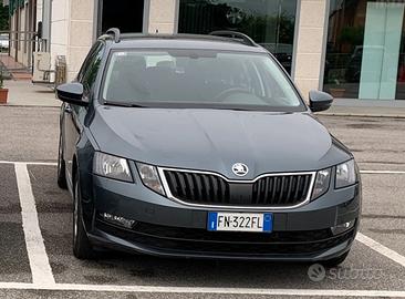 Skoda Octavia 1.4 G-Tec  DSG- Turbo metano/