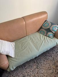 Divano 2 posti
