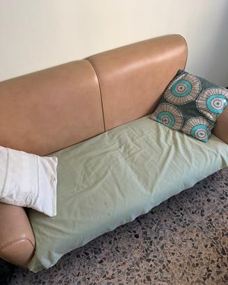 Divano 2 posti