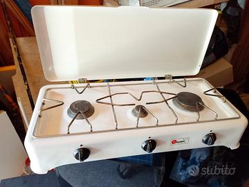 fornello a gas tre fuochi portatile
