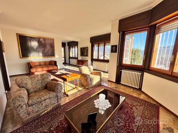 5 LOCALI A TORRE BOLDONE