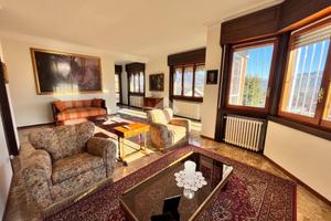 5 LOCALI A TORRE BOLDONE