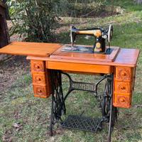 Macchina da cucire SINGER metà ‘900