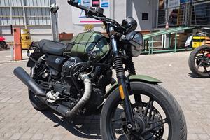 Moto Guzzi V7 Stone 850 2024 