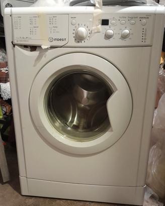 lavatrice indesit 