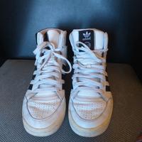 Adidas  scarpe uomo  alte come nuove. USATE 4/5 vo