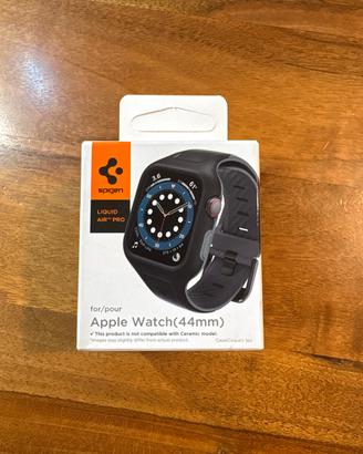 Cover per Apple Watch da 44mm spigen