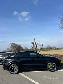 Porsche Cayenne Coupè Platinum Edition Full full