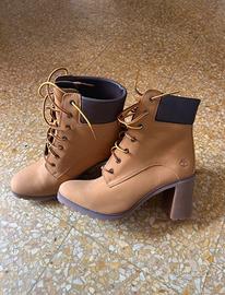 Timberland Allington 6in stringati con tacco