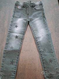 jeans+ maglietta 5 anni