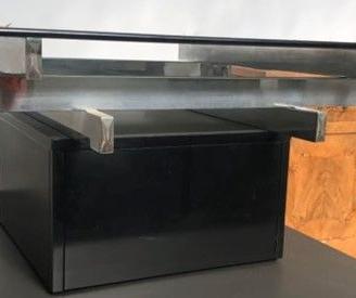 Tavolino legno acciaio e vetro