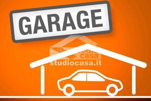 PARALLELA CORSO ROSMINI: COMODO GARAGE SINGOLO DOT