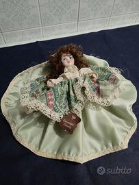 Bambola in porcellana Capodimonte