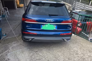 Audi Q7 50 tdi 7 posti