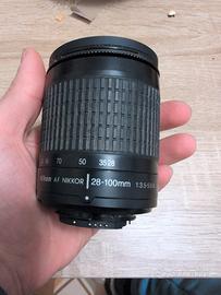 obiettivo macchina fotografica 