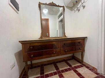 Comò con specchio e comodini vintage
