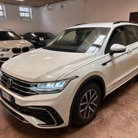 Volkswagen Tiguan 2.0 TDI 150 CV SCR DSG R-Line