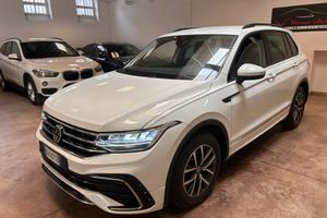 Volkswagen Tiguan 2.0 TDI 150 CV SCR DSG R-Line