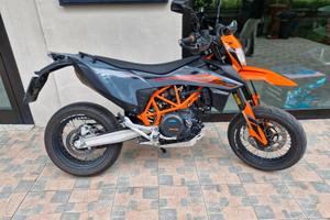 Moto ktm 690 smc r anno 2021 km 16100