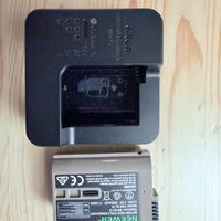 Caricabatterie Nikon MH-34 e batteria Neewer 2400