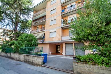 4 LOCALI A RIETI
