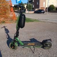 Monopattino jeep adventure 2xe 2025