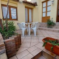 Acitrazza centro arredata