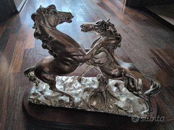 scultura cavalli