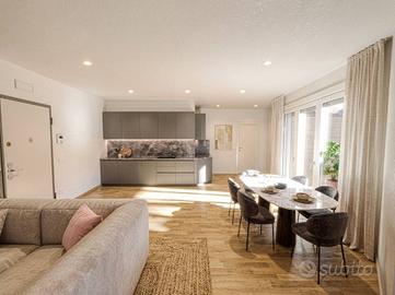 Appartamento di 111 m² con 3 locali e box auto a M