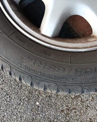 gomme auto 