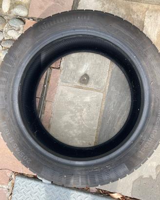 4 Pneumatici 205/45R16 H rimasti da Smart venduta