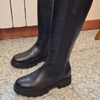 Stivali Nerogiardini da donna